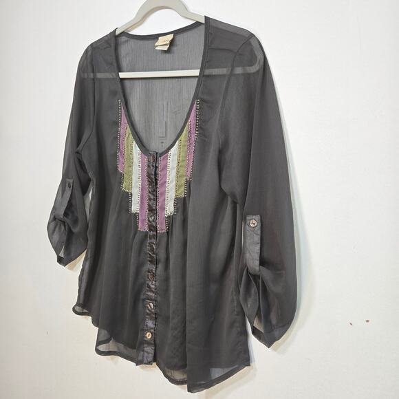 Buckle Day Trip Women's Sheer Embellished Top. Size Large. - Picture 3 of 8